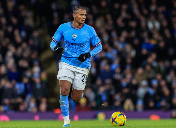 利物浦后防引援新思路：亨克兹力荐阿坎吉